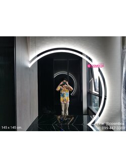 กระจกแต่งหน้า กระจกมีไฟ วงกลมเสี้ยว - 145 x 145 cm. (รุ่นแขวนผนัง)