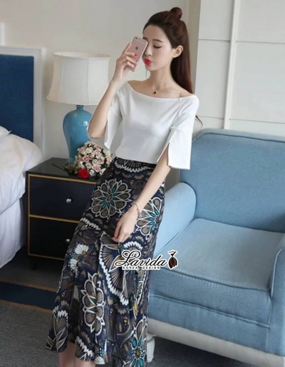 เซตเสื้อ+กระโปรง เสื้อครอป