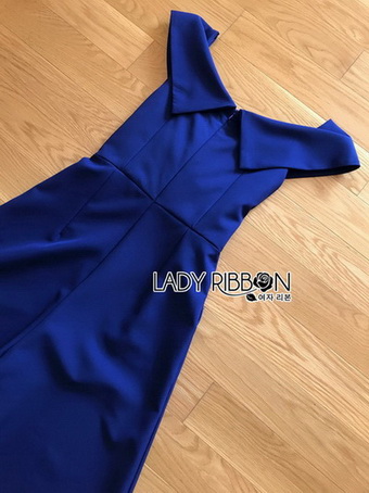 Lady Minimal Chic Off-Shoulder Twist Jumpsuit