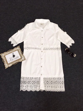 Lady Ribbon Online เสื้อผ้าออนไลน์ ขายส่ง ของแท้ LV02040716 🍭Korea Design By Lavida hi-end pearl decorated sleeve premium lace white dress