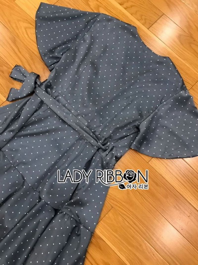 Dress เดรสสั้นผ้าเครปสีฟ้าอมเทาลายจุด