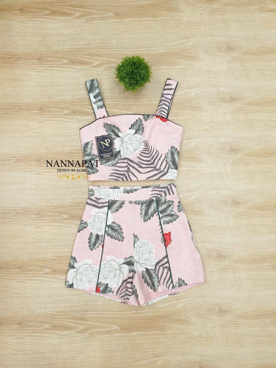 เสื้อซิปหลัง มีซับในอย่างดี