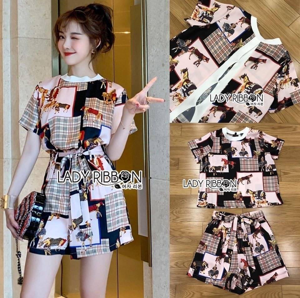 เซ็ตเสื้อแขนสั้นพิมพ์ลายและกางเกงขาสั้น