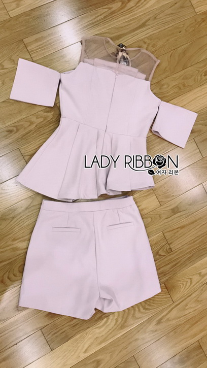 เซ็ตเสื้อและกางเกงสีชมพูอ่อนสไตล์มินิมัลชิค