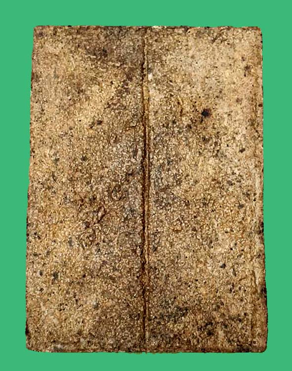 พระผงรุ่นแรกหลังใบไม้หลวงปู่ชาวัดหนองป่าพง องค์ที่ 7