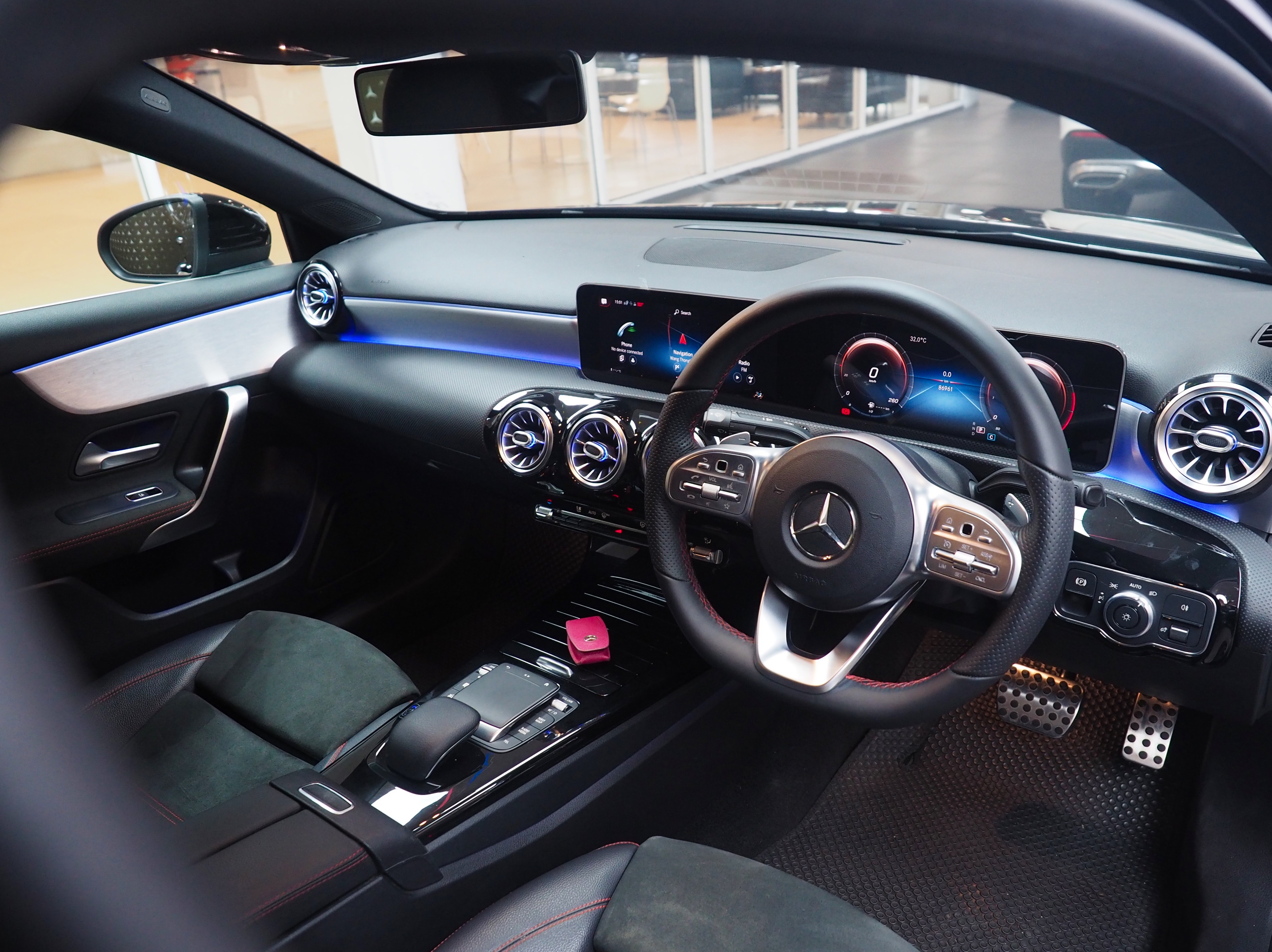 จองแล้ว A200 AMG Dynamic W177