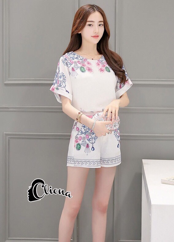 CN05010916 Cliona Made' Jewerly Printing Line Top + Short Set - เซ็ตเสื้อแขนสั้นผ้าจอร์เจียสีขา