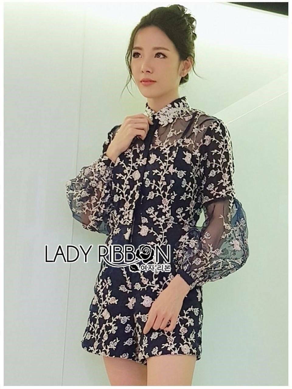 จัมป์สูทขาสั้นมีปกผ้าออร์แกนซ่าสีดำ