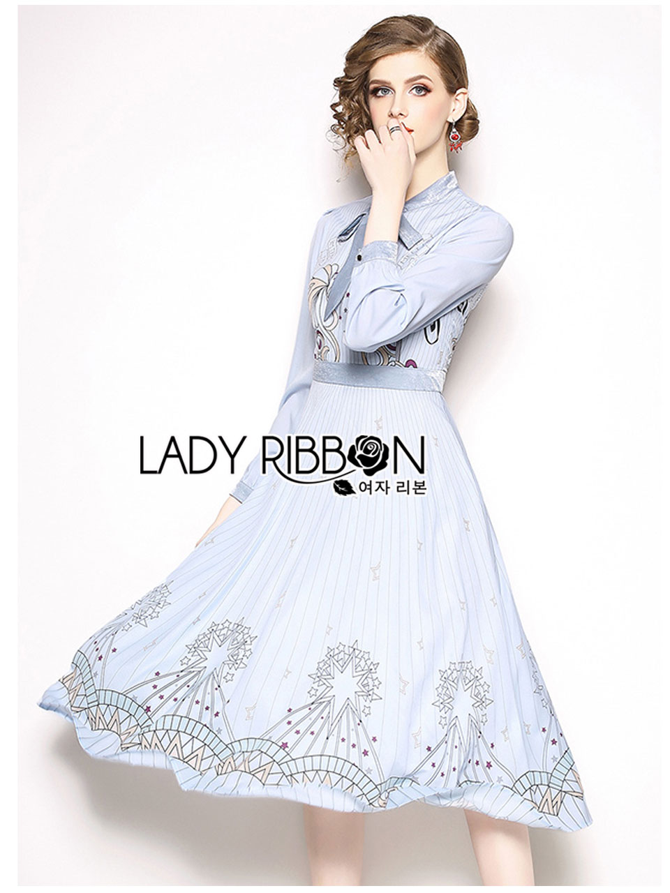 Ribbon Dress เดรสสั้นสีฟ้าอ่อนพิมพ์ลายทางและลายดาว