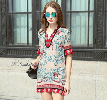 Lady Ribbon พร้อมส่งเสื้อผ้าออนไลน์ SW03120716 Sweet Bunny Present... Embroidered Floral Dress