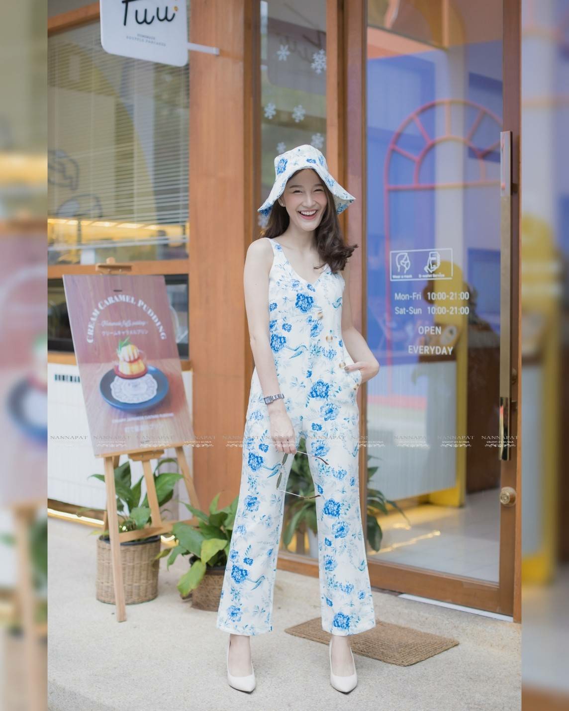 จั้มป์สูททรงสวย