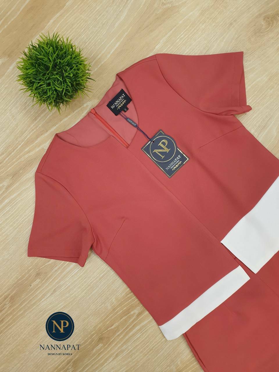 เสื้อซิปหลังกางเกงมีกระเป๋าสีทูโทน