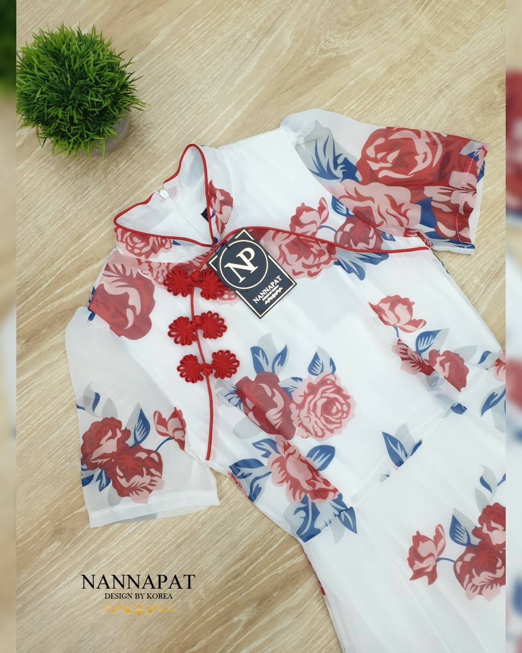 กีเพ้างานซิปหลังพริ้วสวยลายกุหลาบ