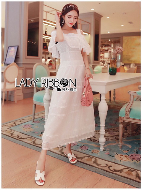 เดรสยาวเปิดใหล่ผ้าคอตอนสีขาว