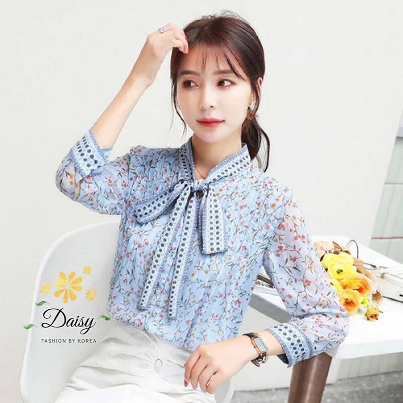 เสื้อแขนยาวกระดุมหน้า