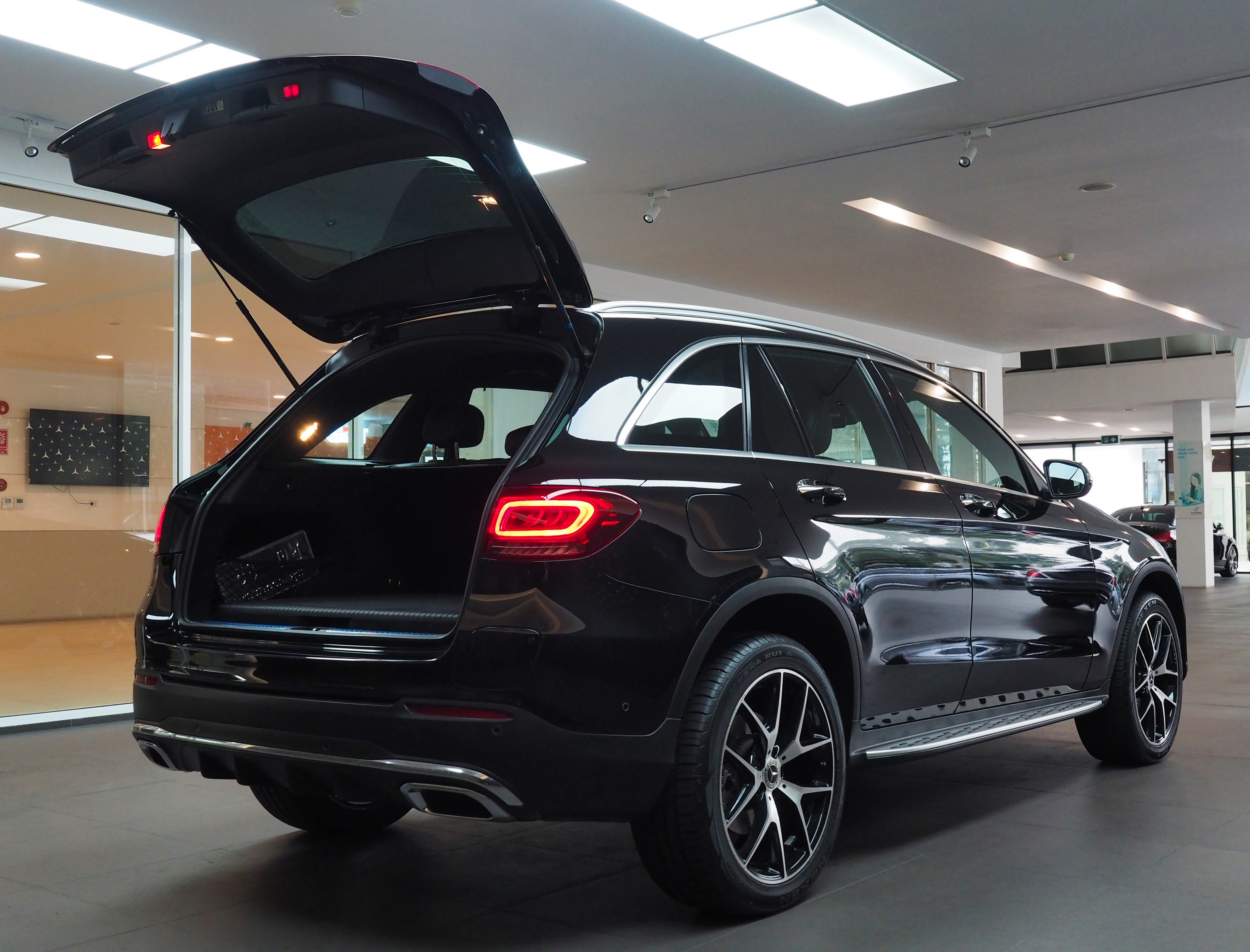 GLC300e AMG 4MATIC W253