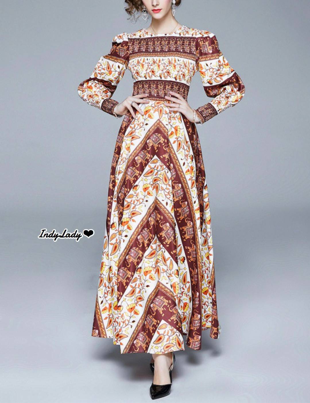 Dress ช่วงอกเป็นสม๊อก