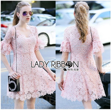 Lady Ribbon ขายส่งเสื้อผ้าออนไลน์พร้อมส่งของแท้ LR20220716 🎀 Lady Ribbon's Made 🎀 Lady Anna Sweet Feminine Floral Pink Lace Dress เ