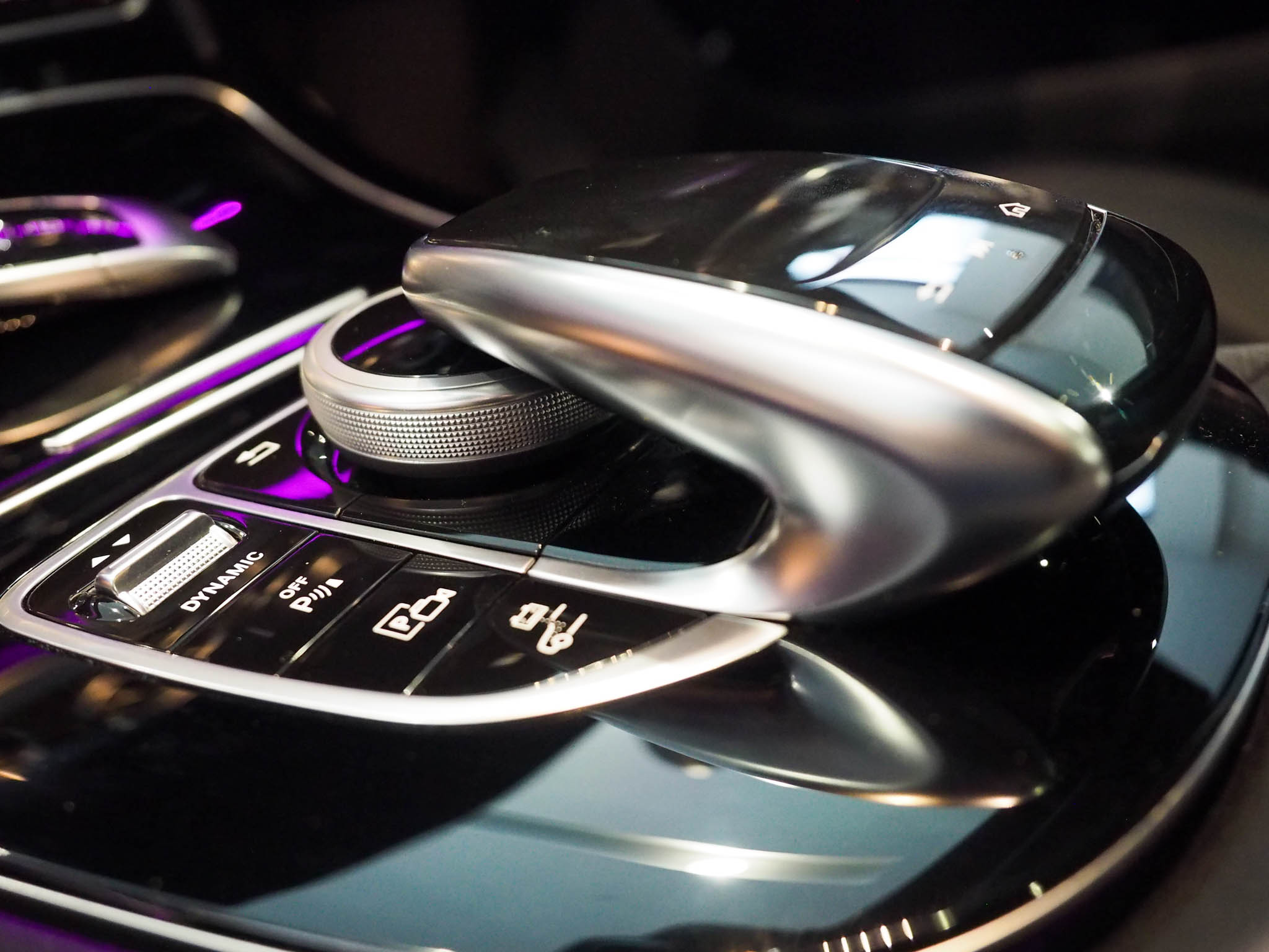 จองแล้ว E300e AMG Plug in Hybrid W213