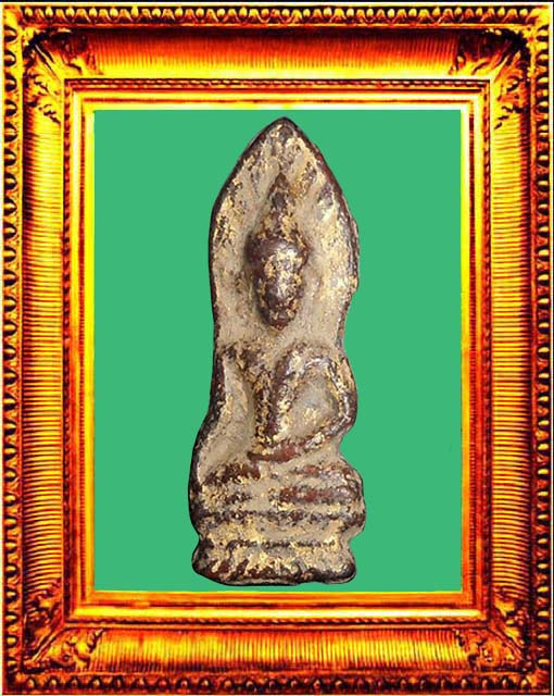 พระเชียงแสนใบข้าวสนิมแดง