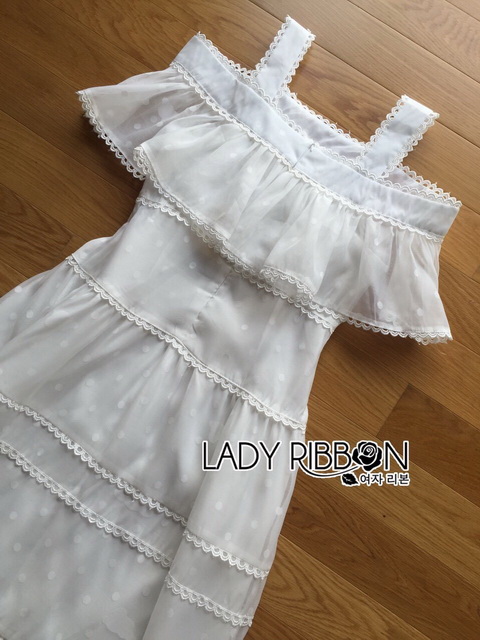 เดรสยาวเปิดใหล่ผ้าคอตอนสีขาว