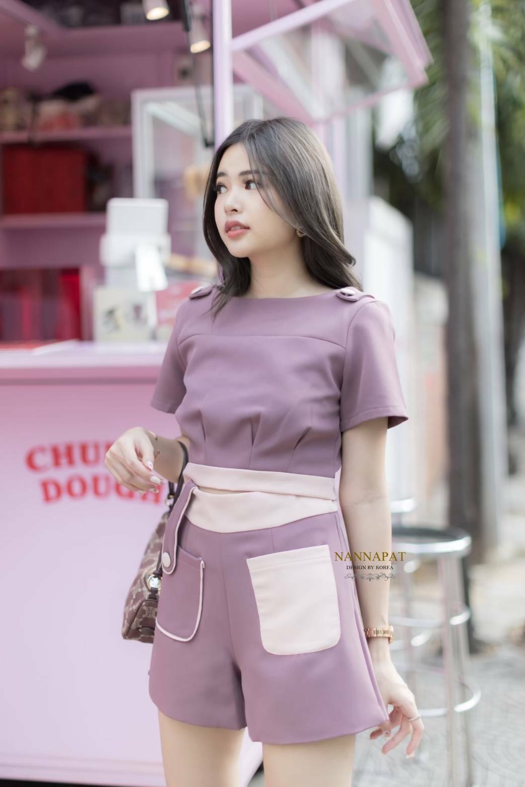 เสื้อซิปหลัง ดีไซส์เก๋จับจีบ