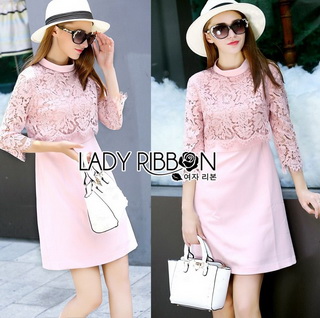 Lace Dress in Pink เดรสตกแต่งผ้าลูกไม้สีชมพูอ่อนสไตล์ฮอลิเดย์