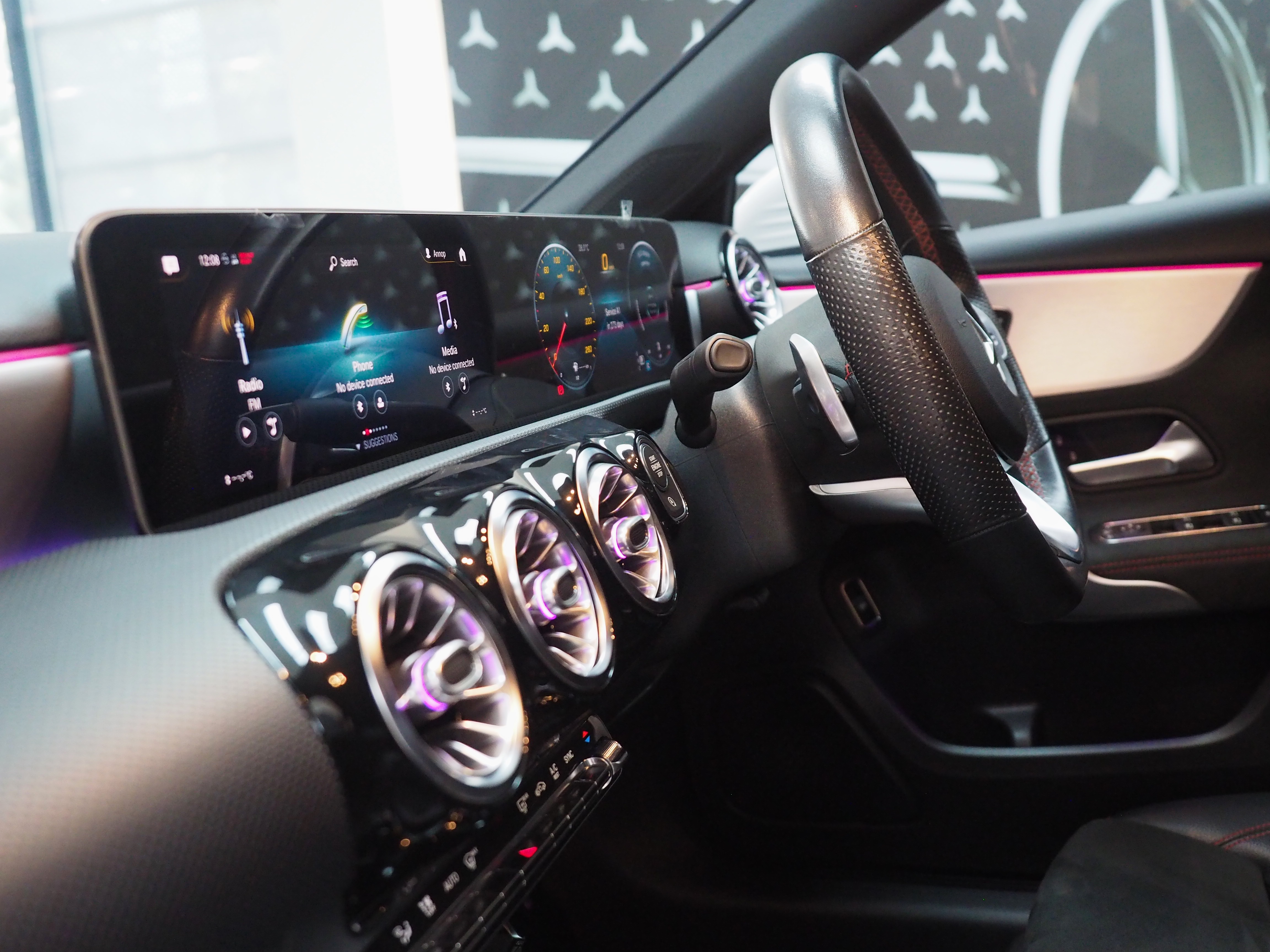 จองแล้ว A200 AMG Dynamic W177