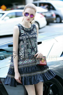Lady Ribbon Online เสื้อผ้า ออนไลน์ ของแท้ SW15230616 Sweet Bunny Present... Petites Navy Frill Dress