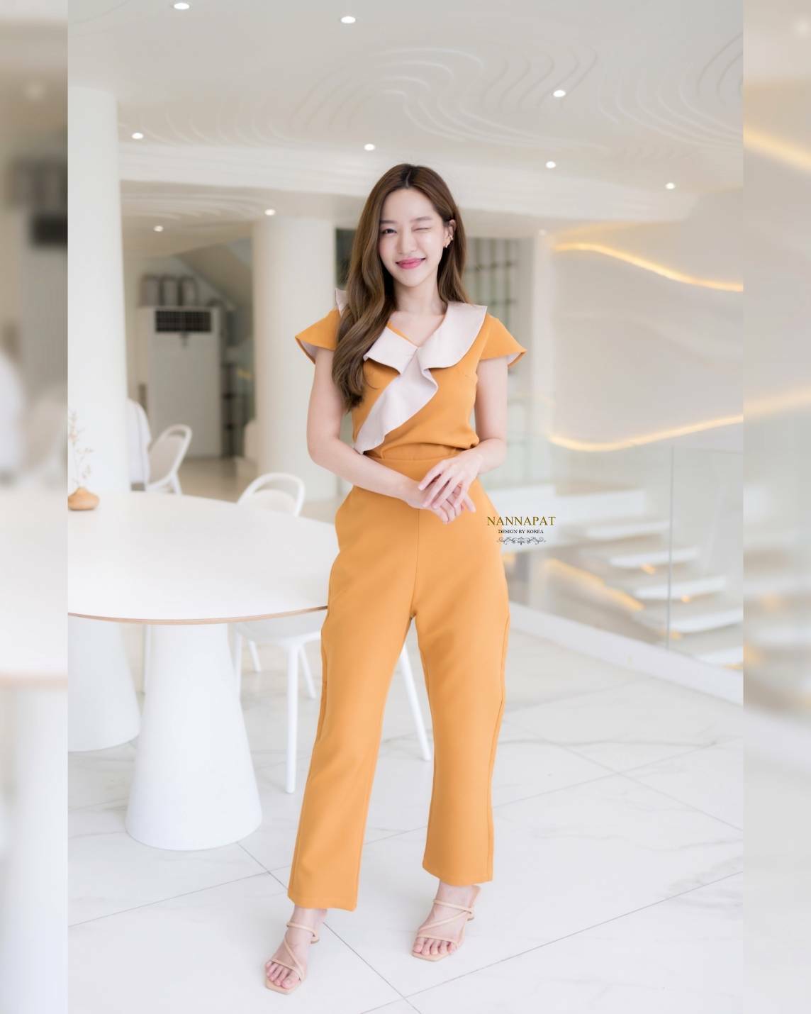 เสื้อซิปหลัง แต่งระบายน่ารัก