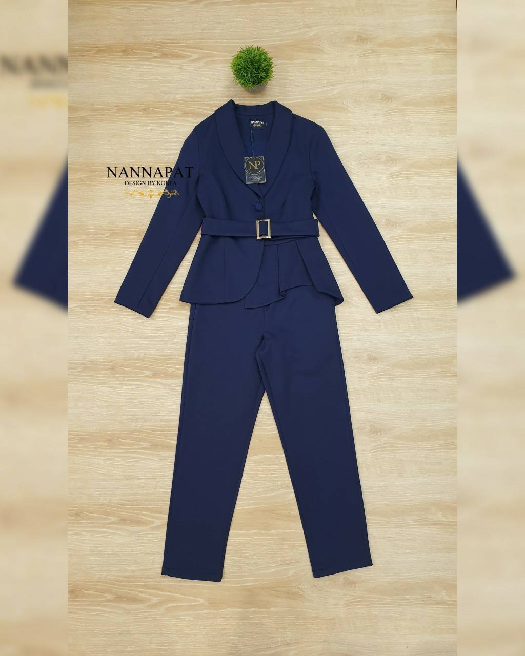 เสื้อกระดุมหน้ากางเกงมีกระเป๋าข้าง