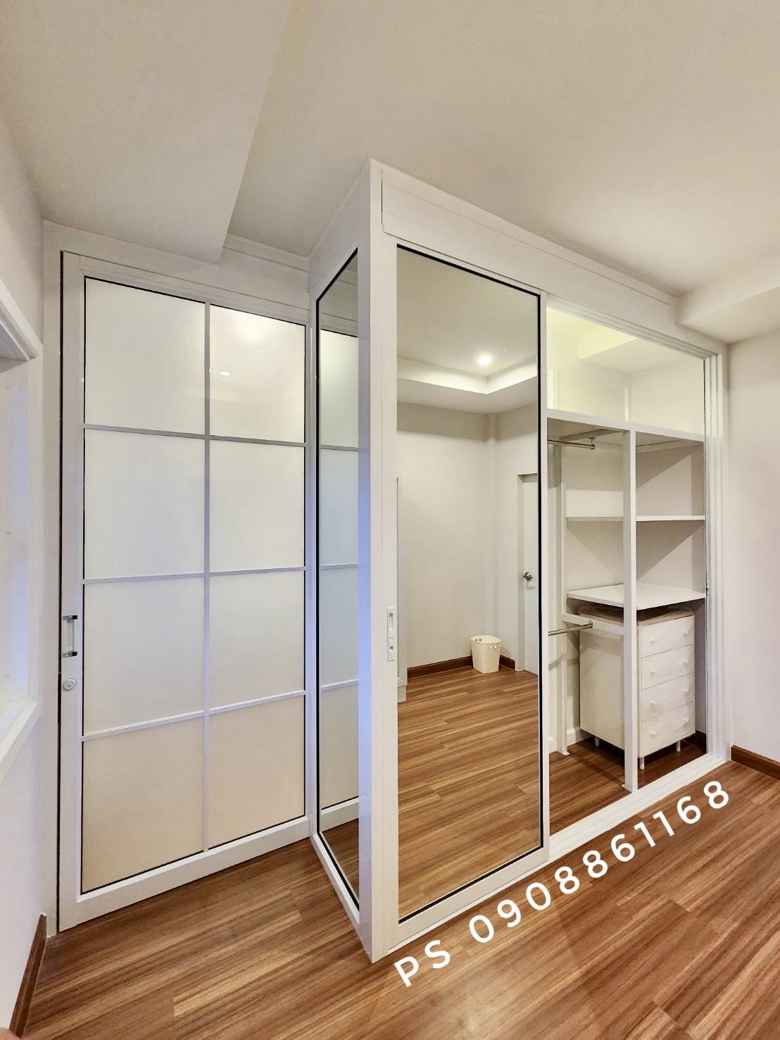 บิ้วอินตู้เสื้อผ้ากระจกอลูมิเนียมพร้อมทำเป็นกั้นห้องwalkinclosetในตัว