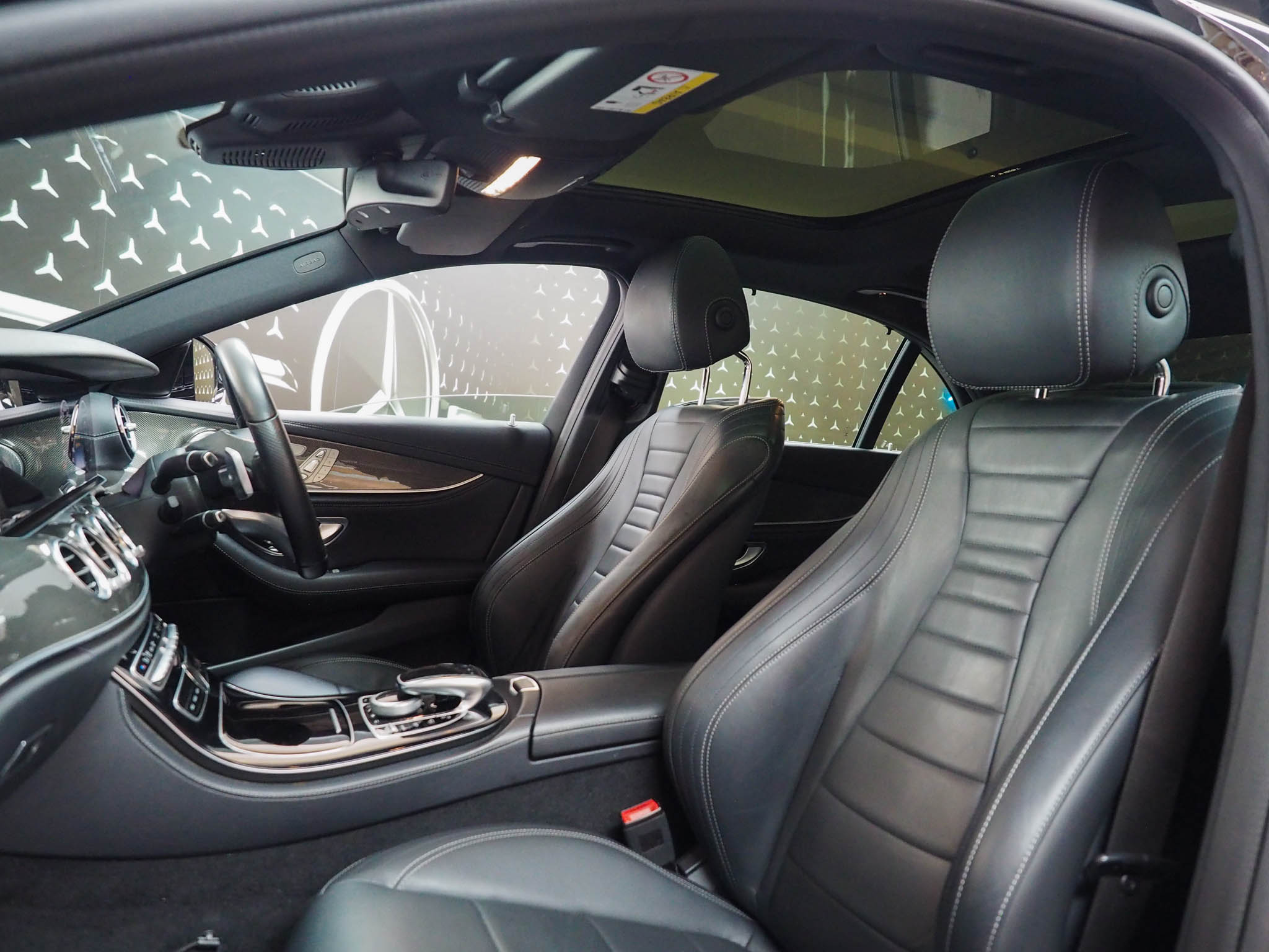 จองแล้ว E350e AMG Plug in Hybrid W213