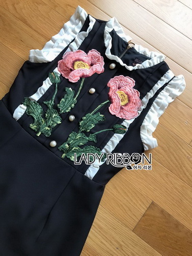 Black Dress Lady Ribbon เดรสผ้าเครปสีดำ