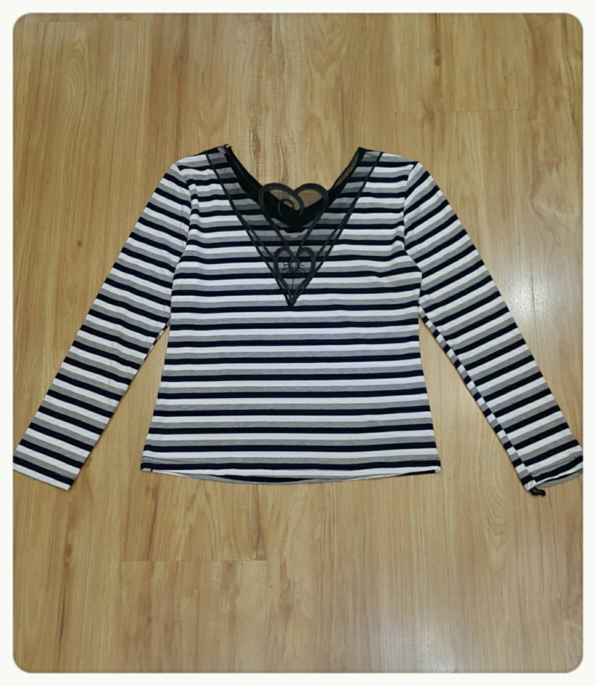 เซ็ทเสื้อยืดเข็มขัดกระโปรงยีนส์