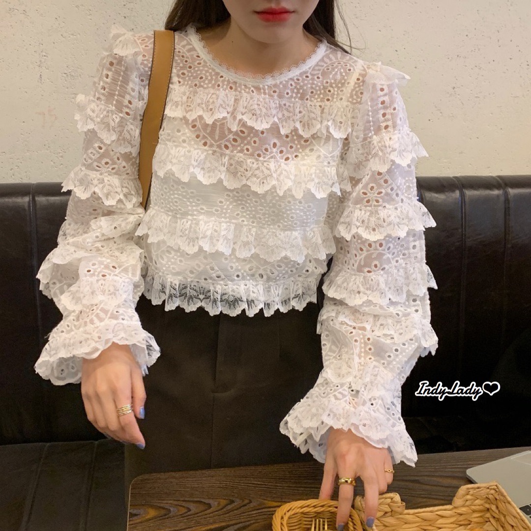 เสื้อลูกไม้ แขนยาว