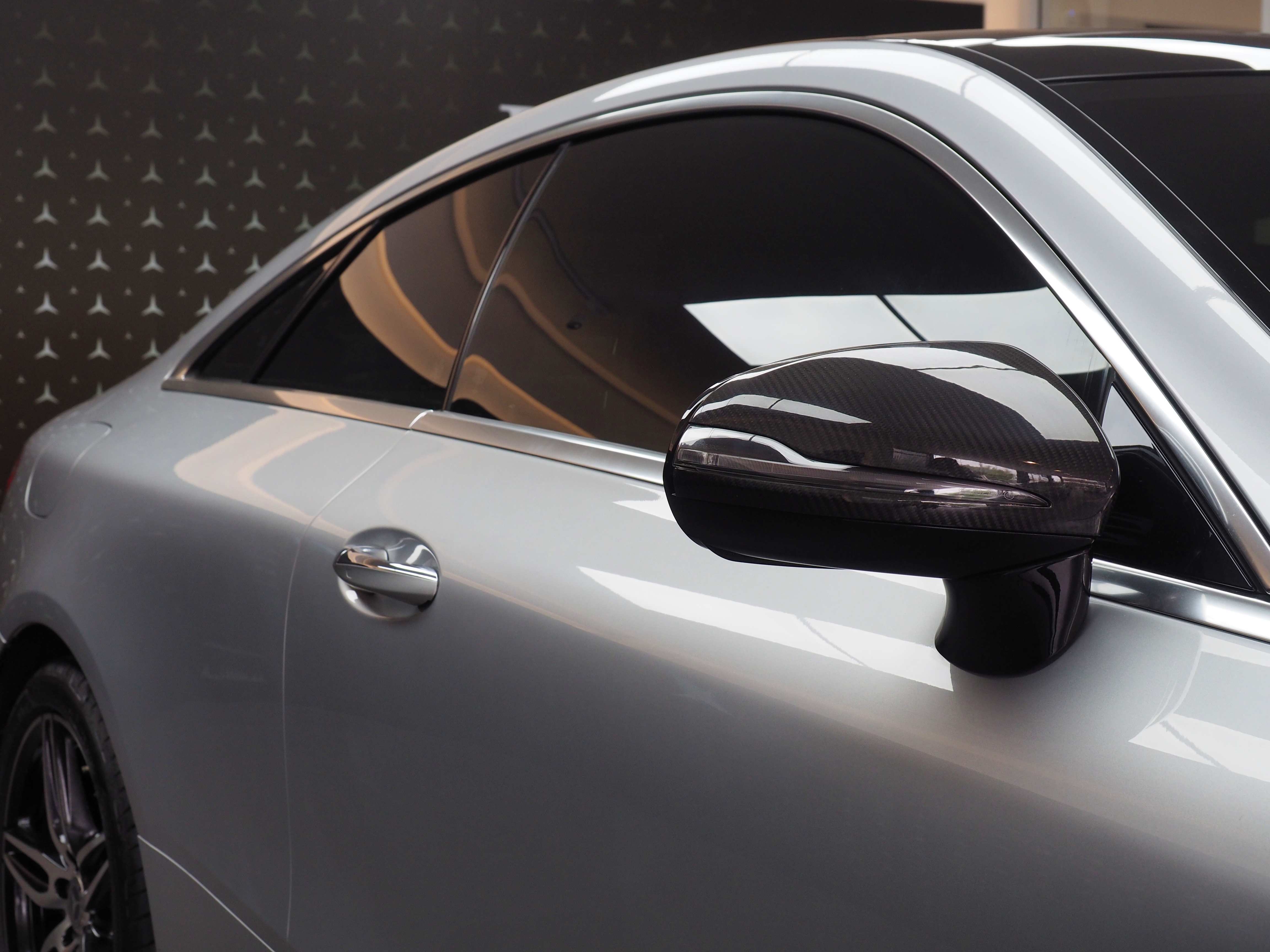 จองแล้ว E200 Coupe AMG Dynamic W238