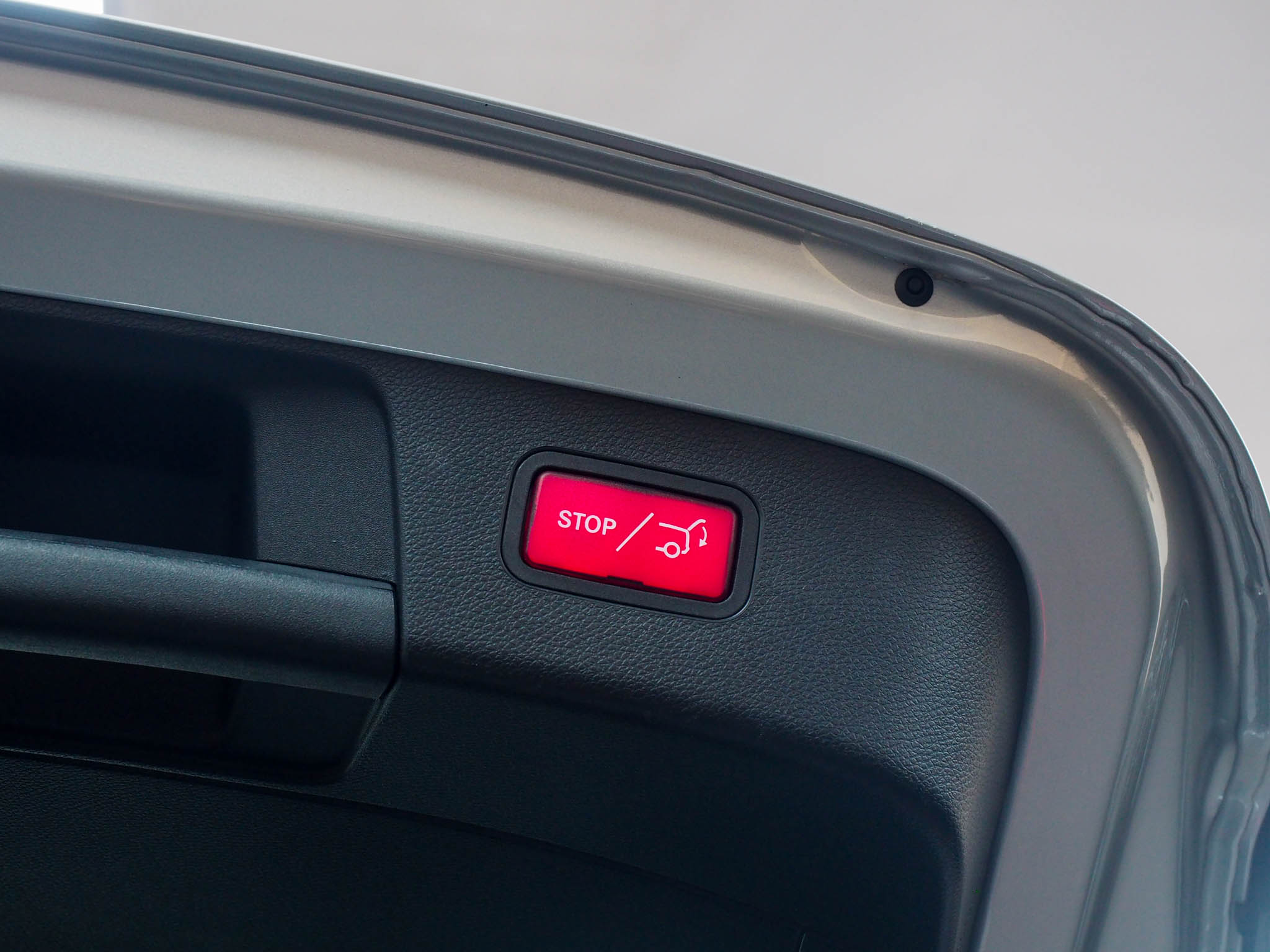 จองแล้ว GLA250 AMG Dynamic W156