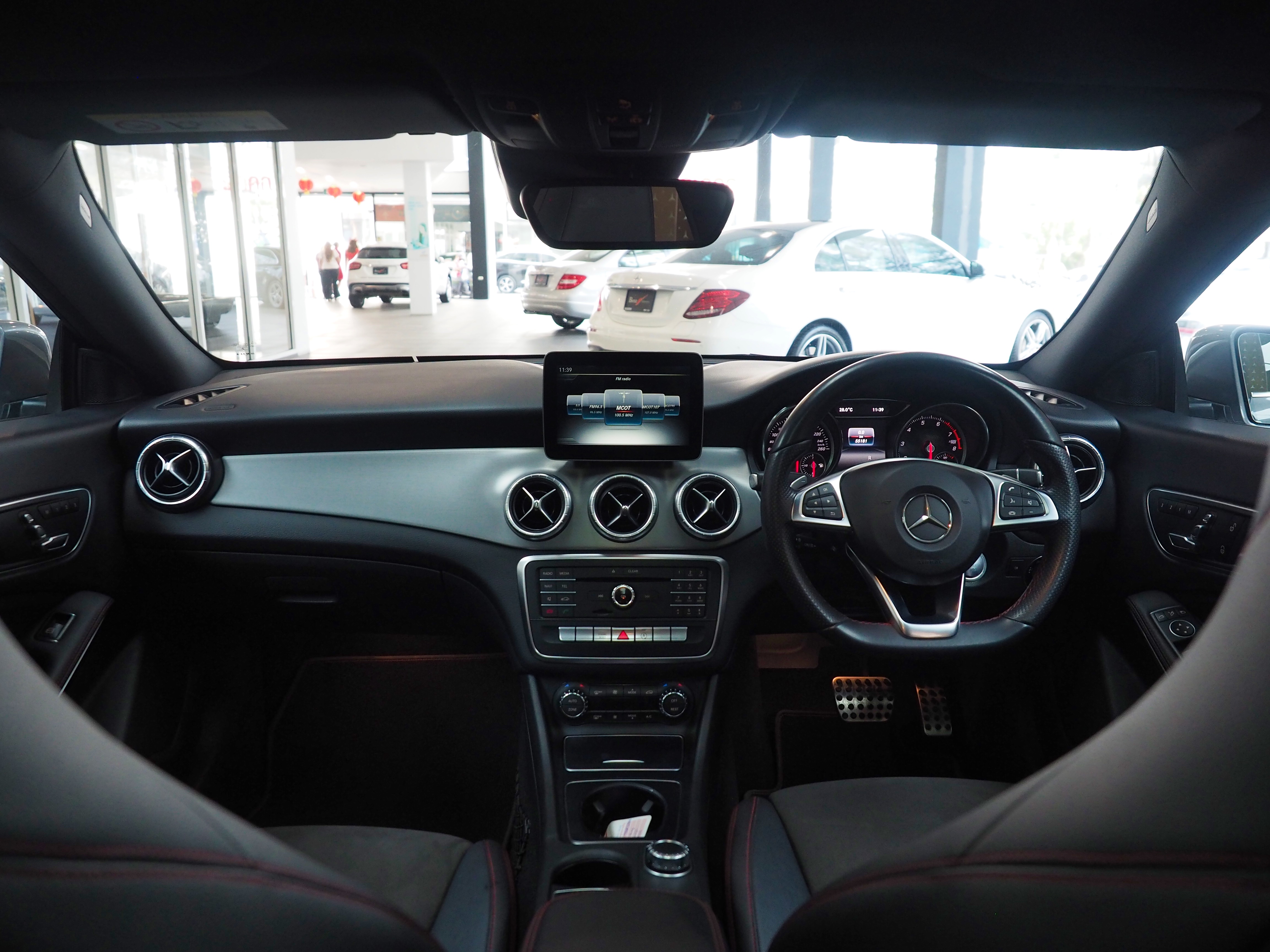 จองแล้ว CLA250 AMG W117