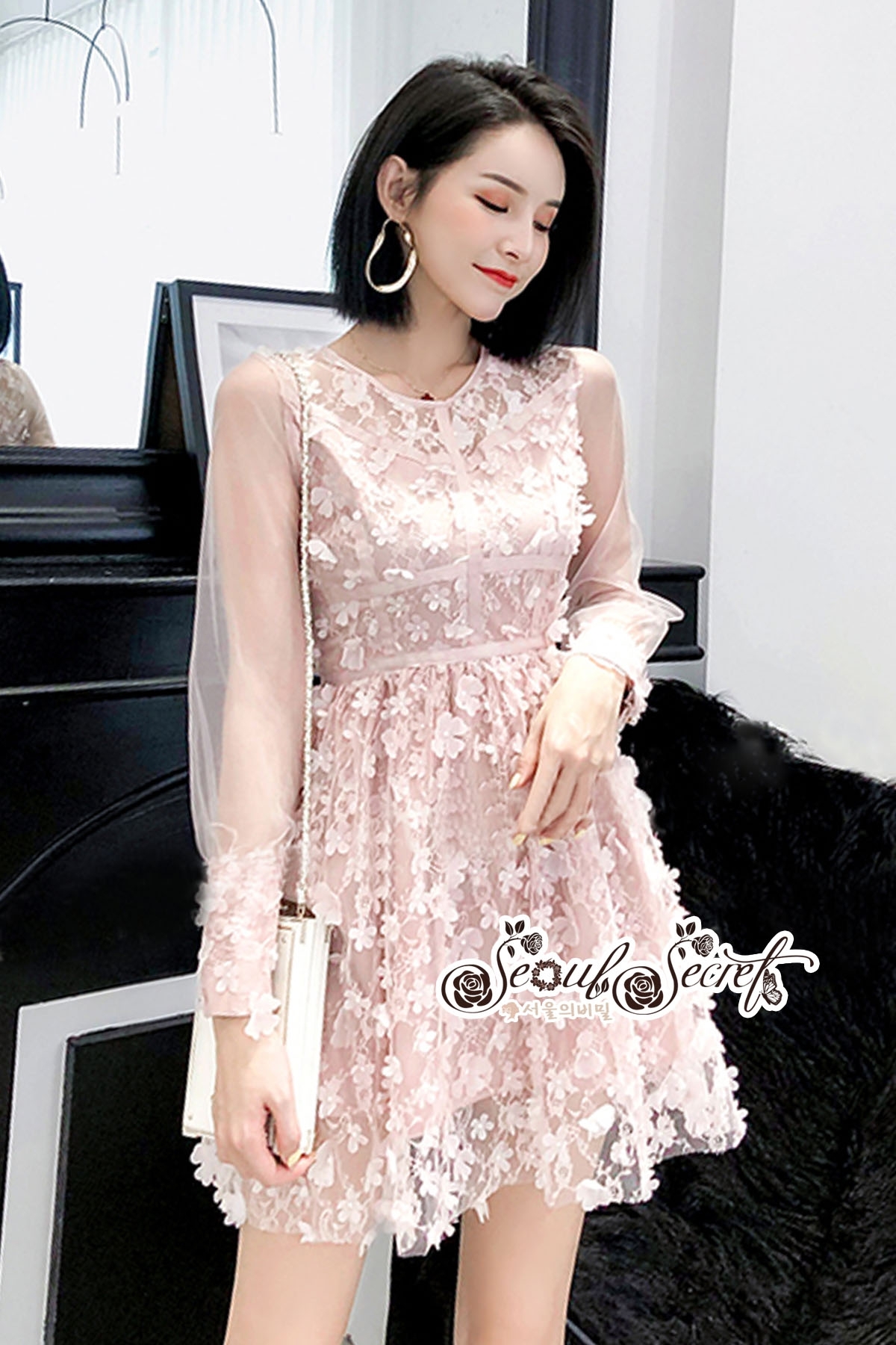 มินิเดรสสวยหรู โทนสีชมพูหวานๆลุคสาวแฟชั่นนิสตร้า