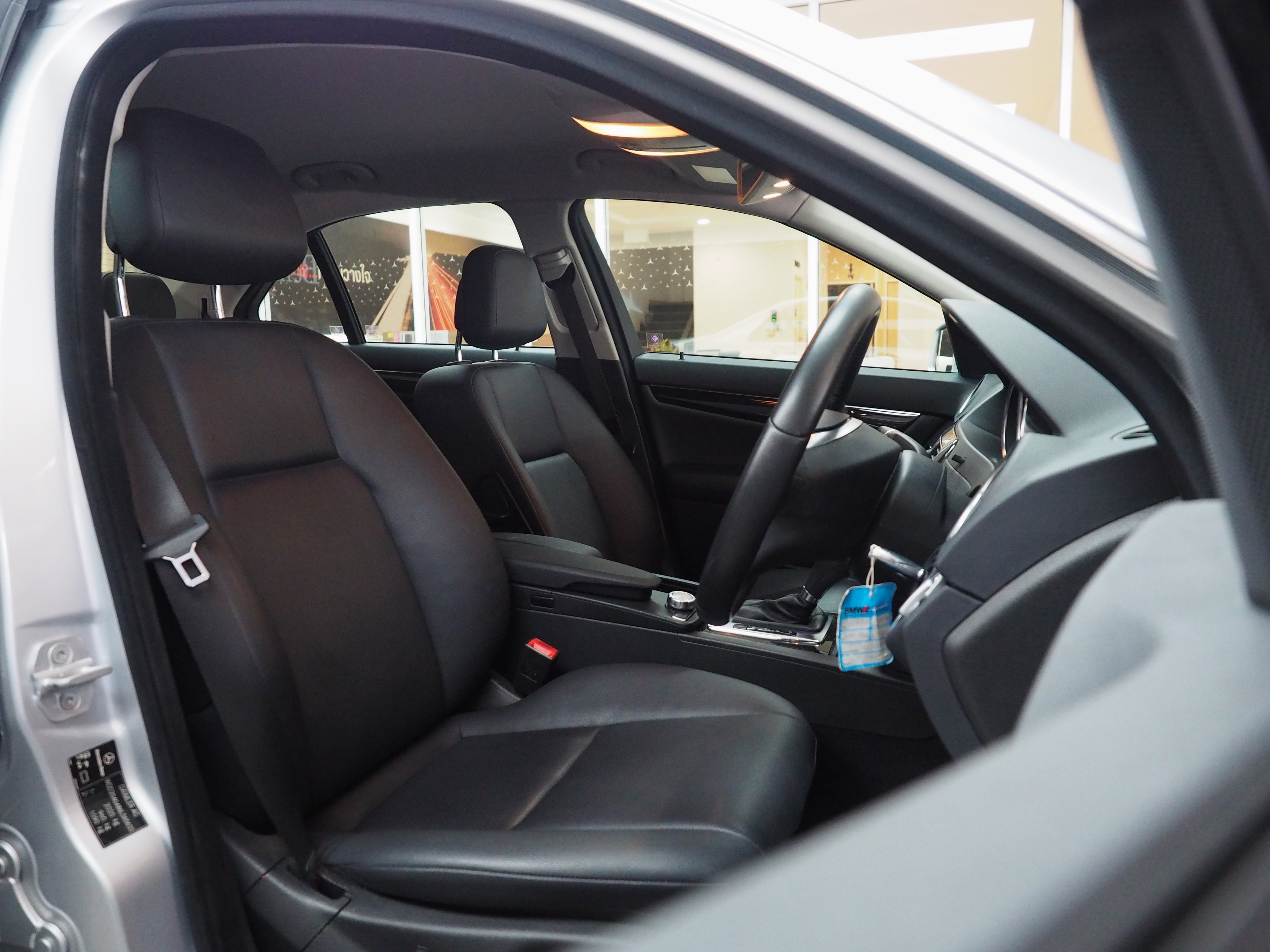 จองแล้ว C200 CGI Style W204