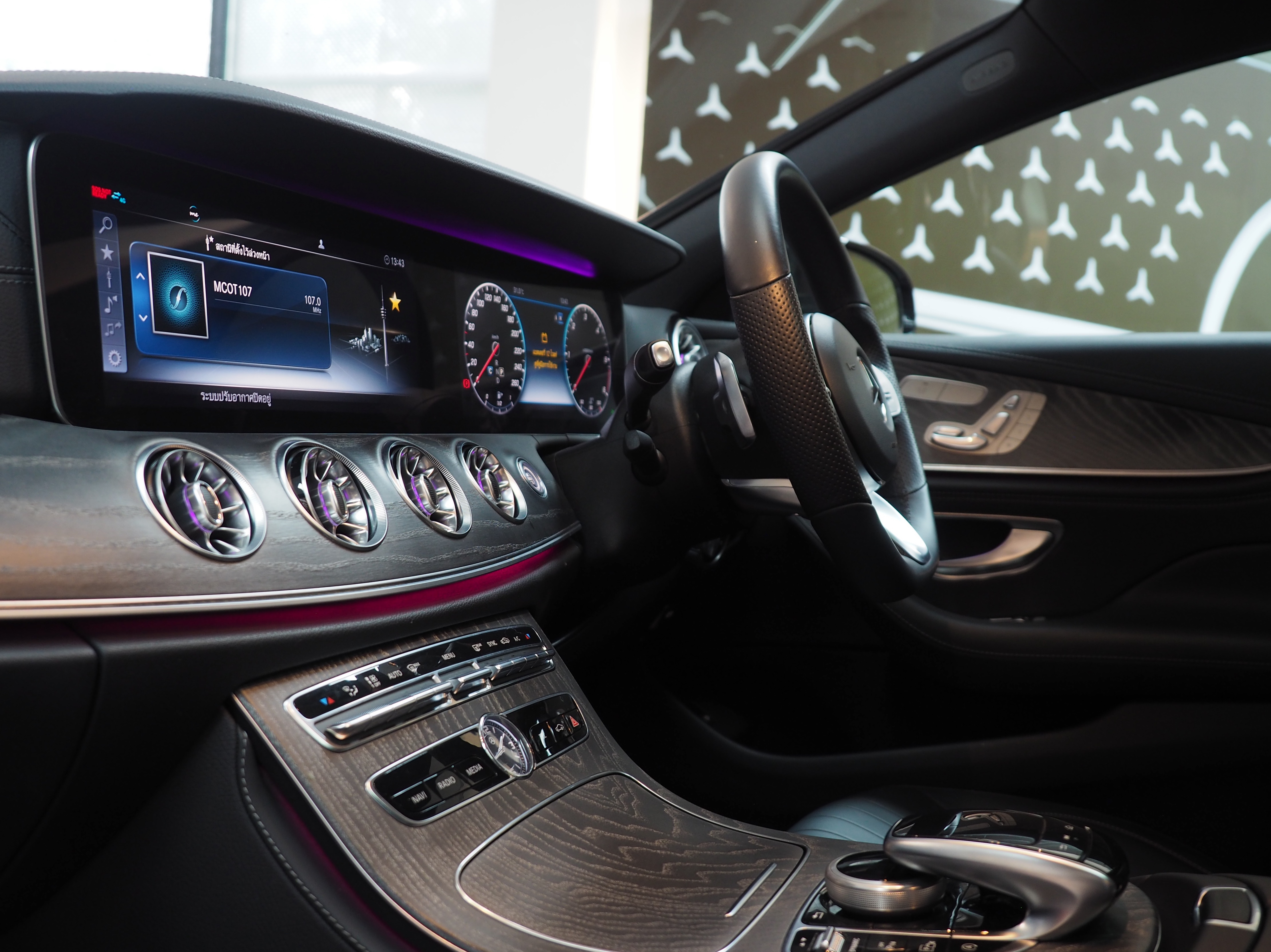 จองแล้ว CLS300d AMG Premium W257