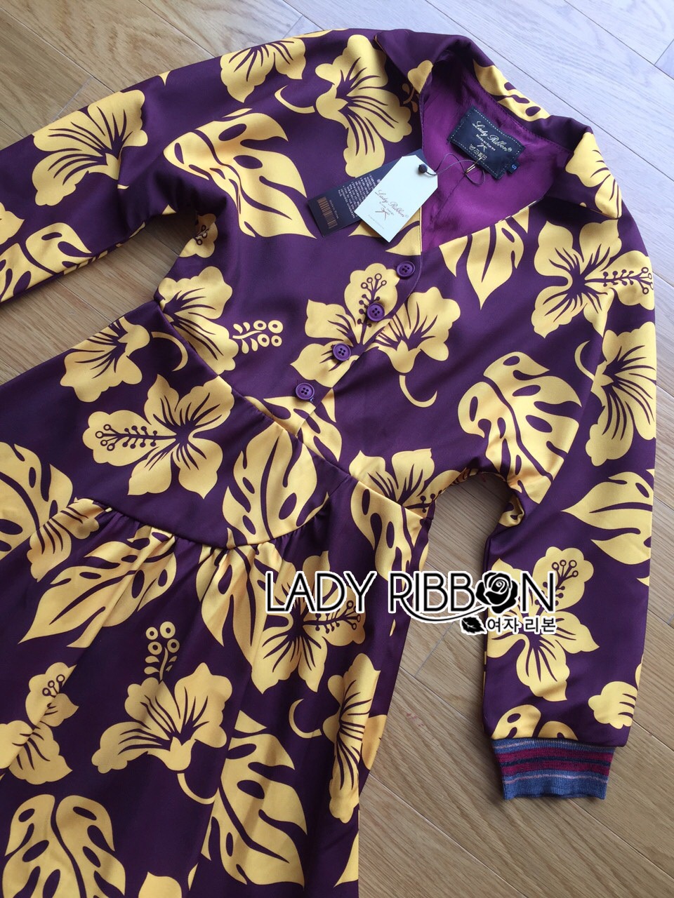 🎀 Ladyribbon's Made 🎀 Prada Hawaiian Tropical Printed Shirt Dress "ชุดแฟชั่น"เชิ้ตเดรสพิมพ์ลายดอกไม้ฮาวายทรอปิคัลสไตล์แบรนด์ปราด้า"เสื้อผ้าแฟชั่นเกาหลี" ลุคนี้เหมือนกับที่ชมพู่ใส่เป๊ะๆ เลยค่ะ งานดีมากๆ "เสื้อผ้า