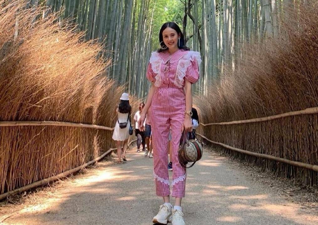 ชุดเซท เสื้อเเต่งผ้าลูกไม้