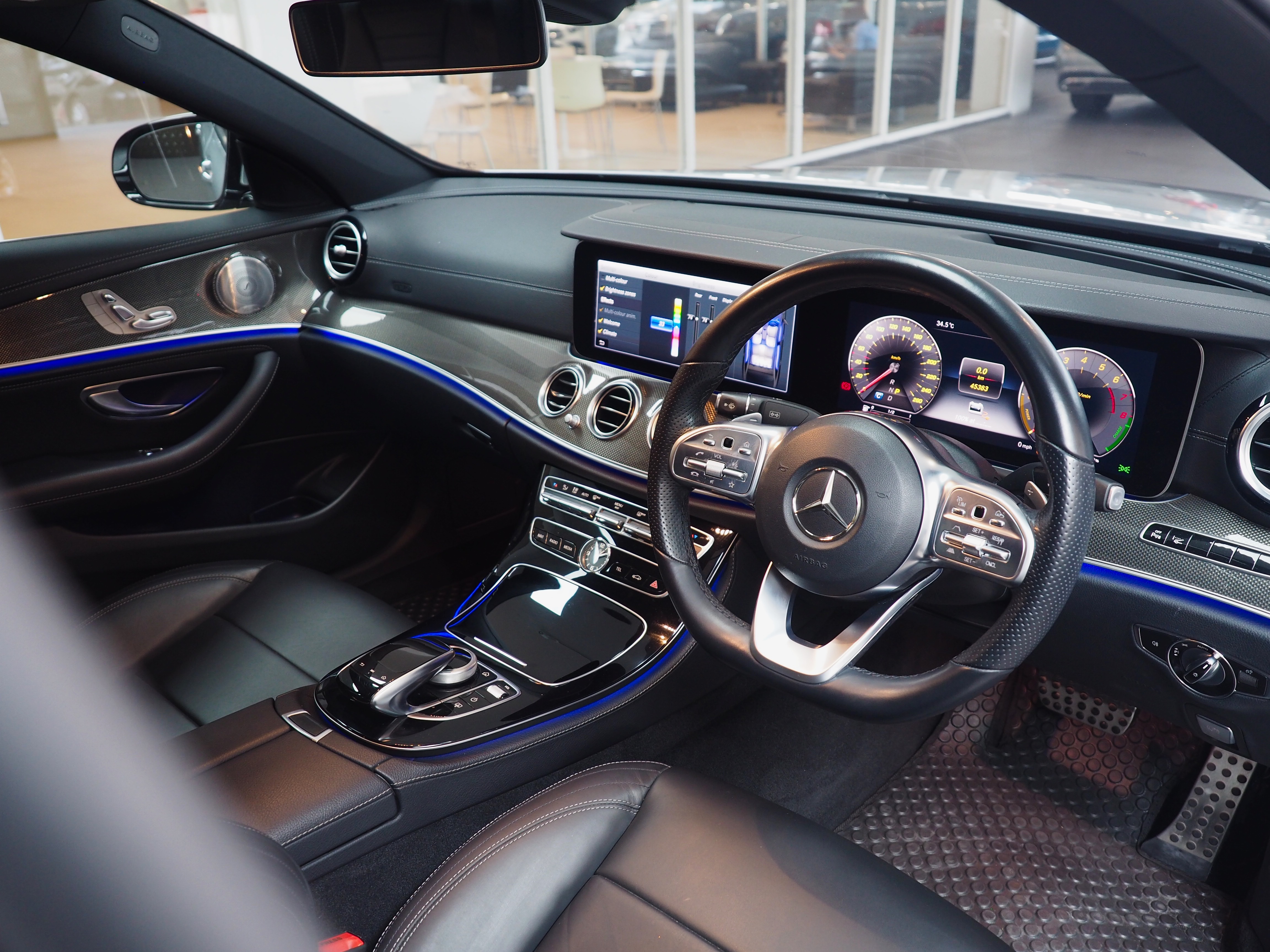 จองแล้ว E350e AMG Plug in Hybrid W213