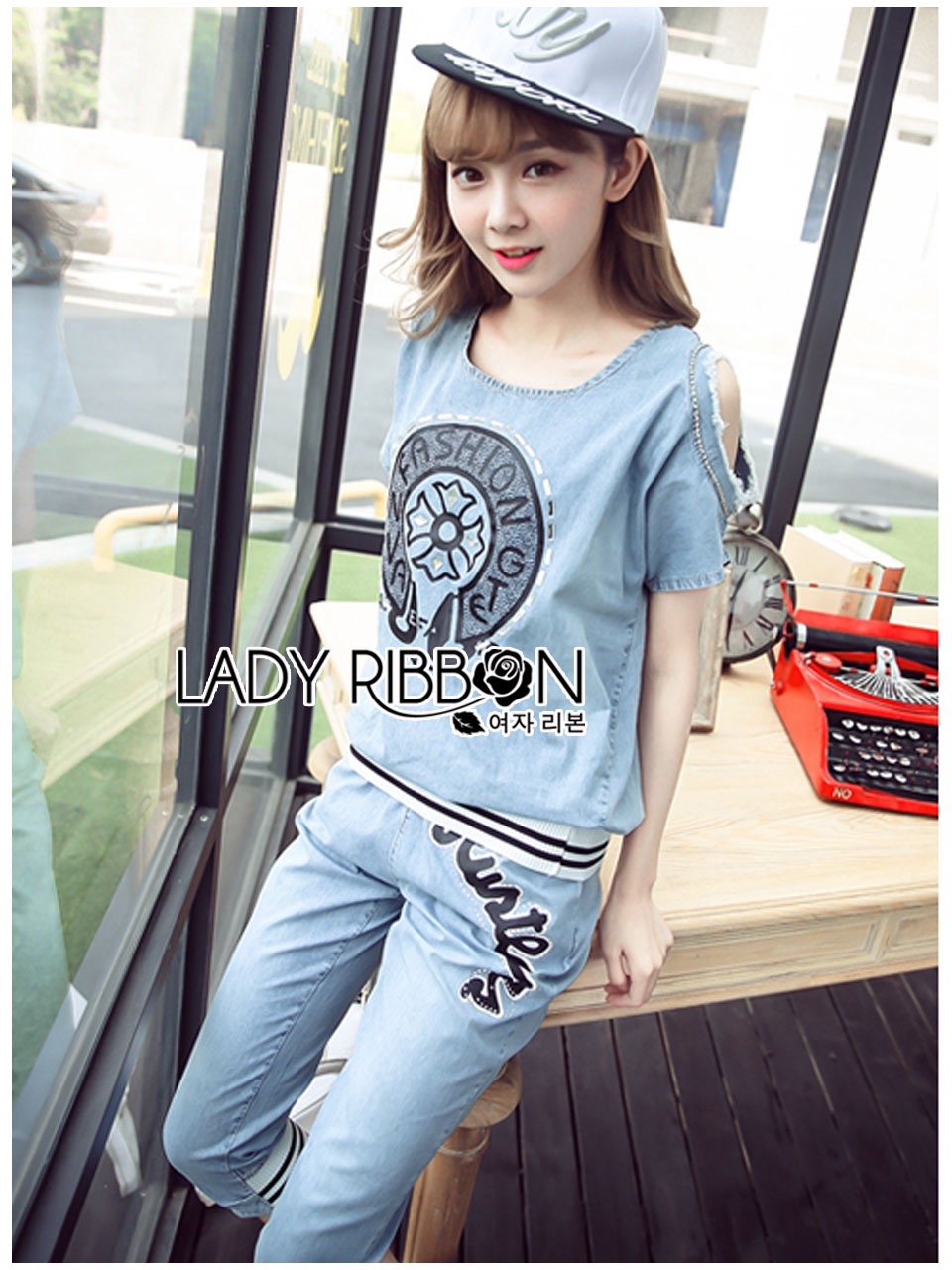 🎀 Lady Ribbon's Made 🎀 ขายส่ง Lady Joclyn Street Sporty Chic Embellished Denim Set ขายเซ็ตเสื้อและกางเกง