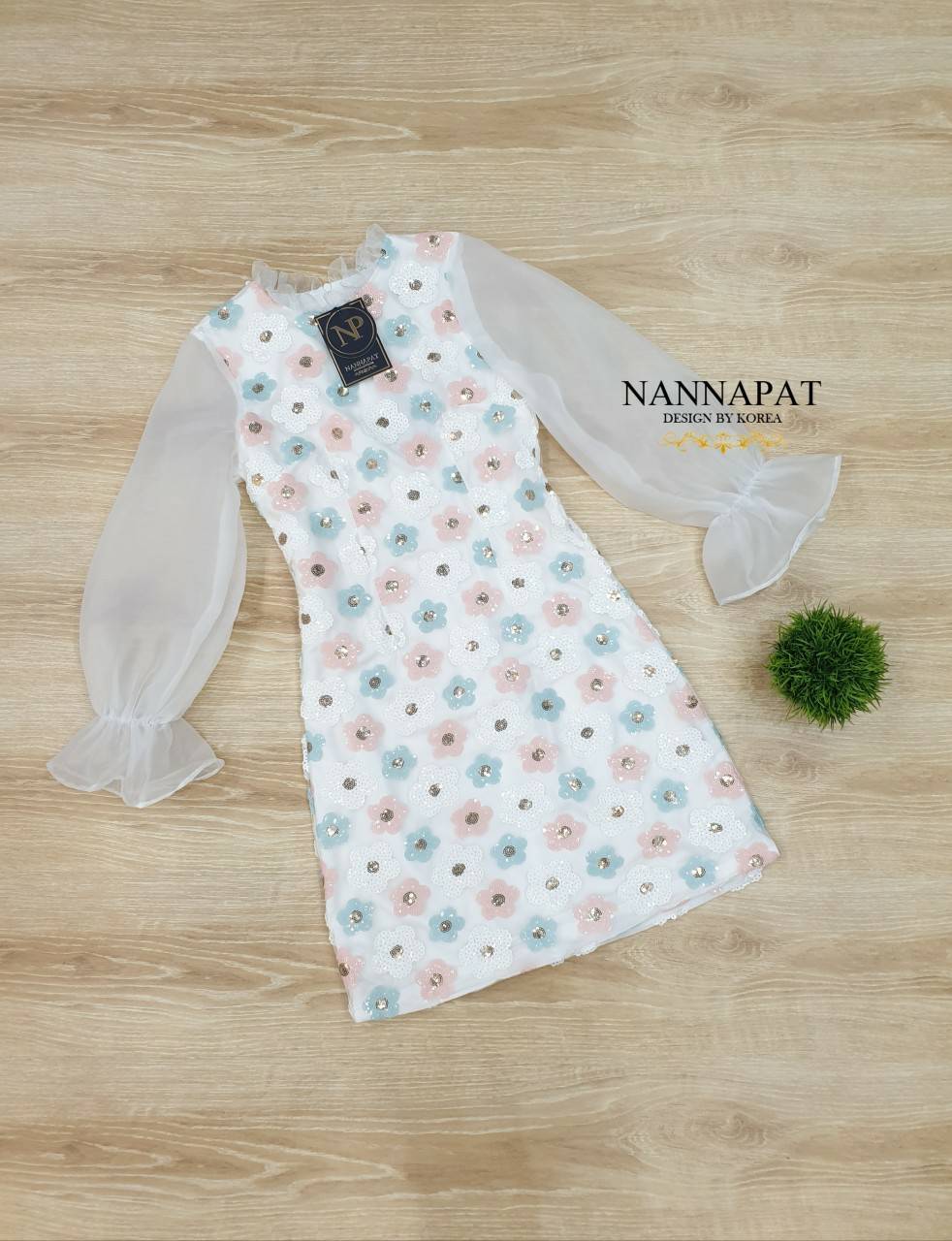 เดรสลายดอกหลากสีเกร็ดวิ้งค์