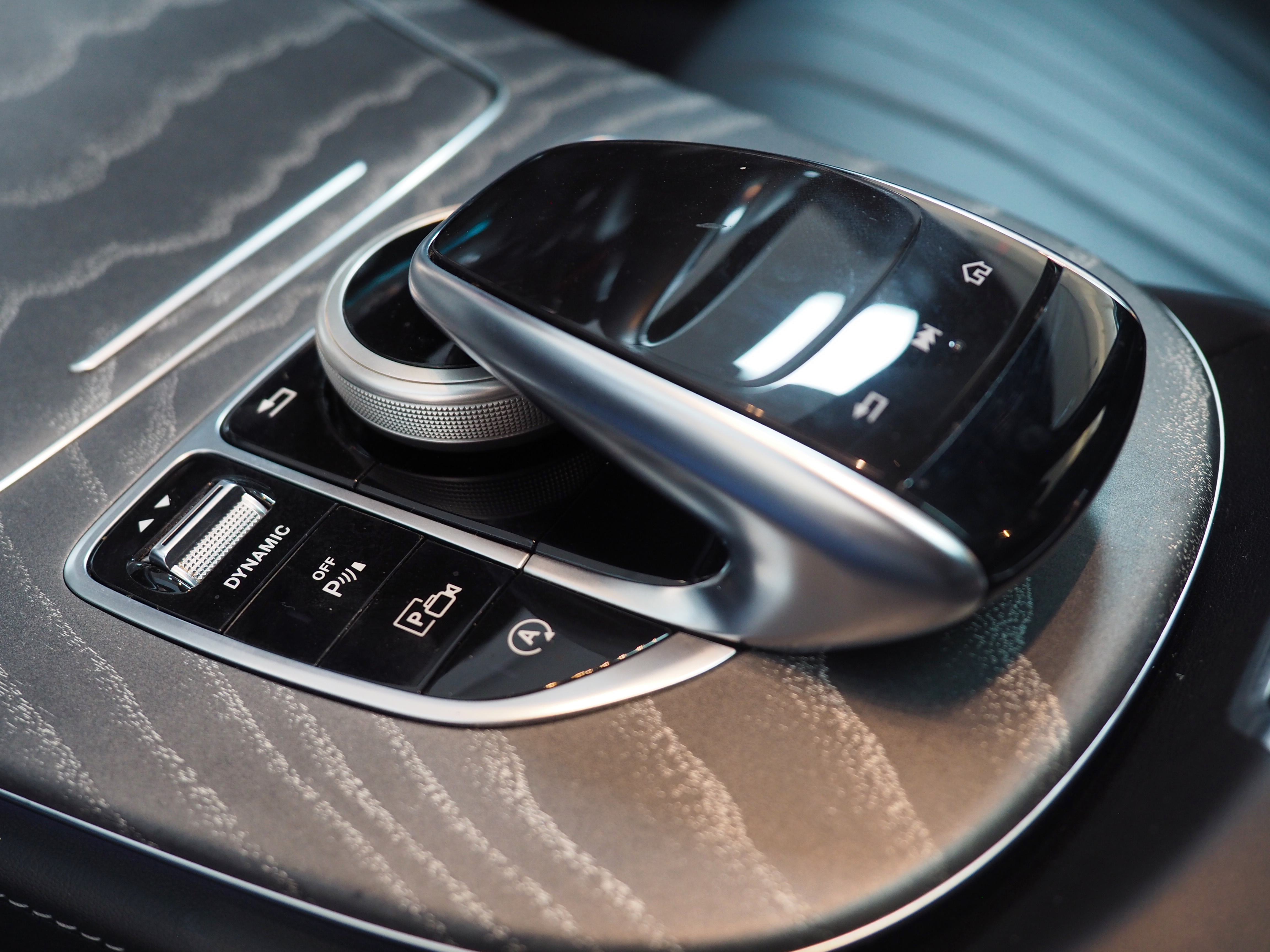 จองแล้ว CLS300d AMG Premium W257