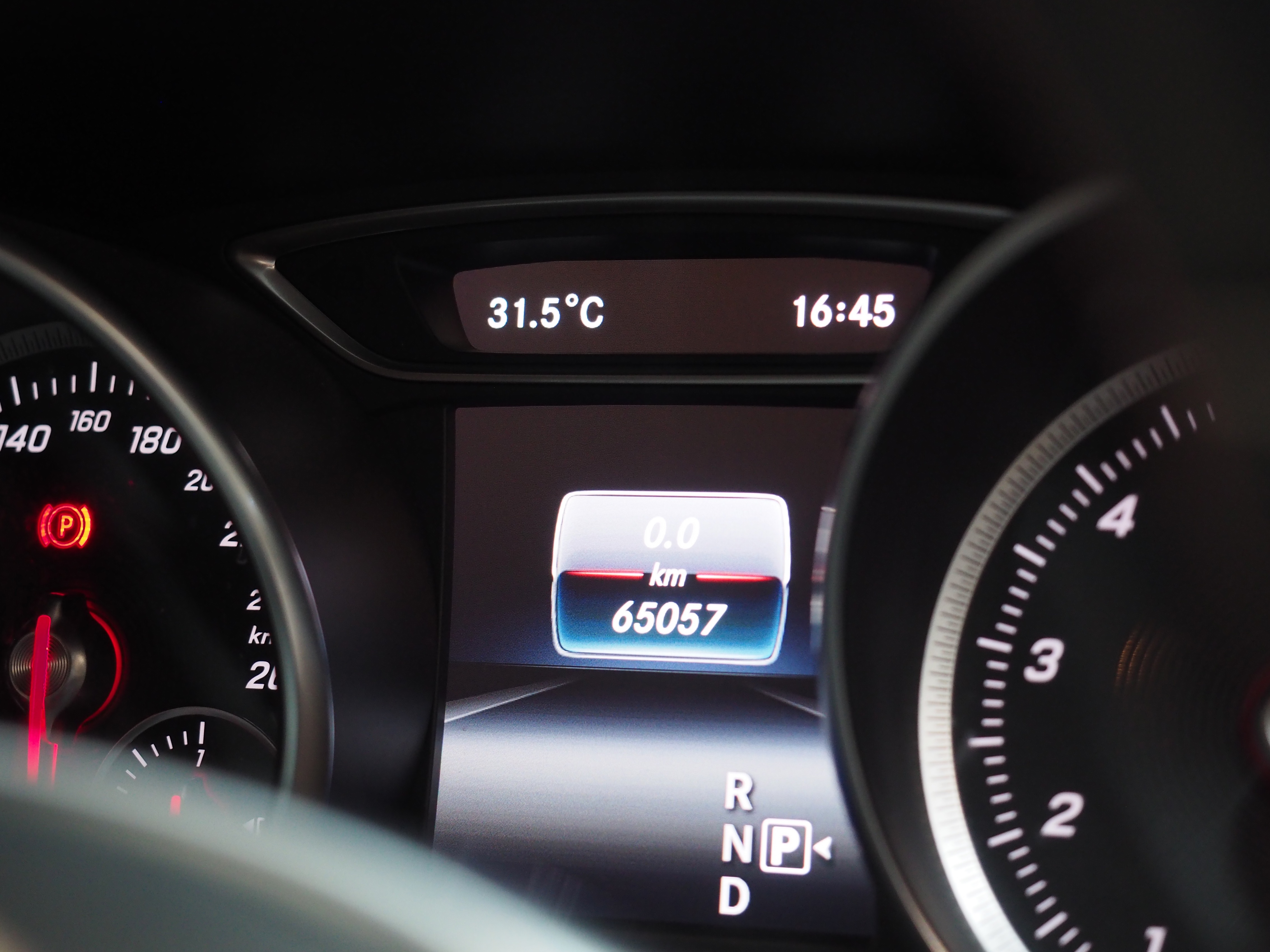 จองแล้ว CLA250 AMG W117