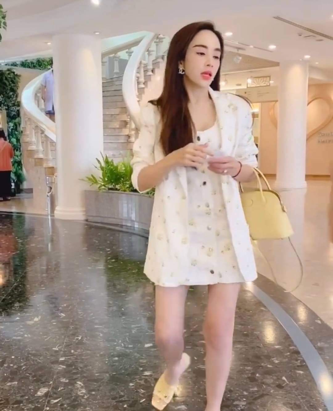 ชุดเซตเสื้อคลุมแขนยาว